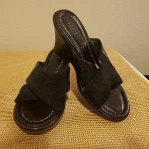 Black Wedge Slide 6.5